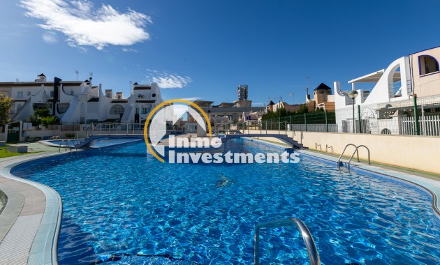 Resale - Bungalow - Torrevieja