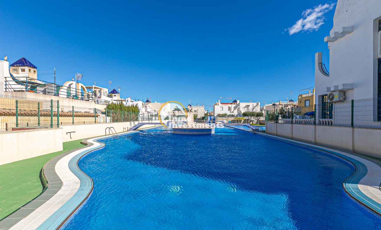 Resale - Bungalow - Torrevieja