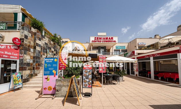 Zenia Mar Shopping centre