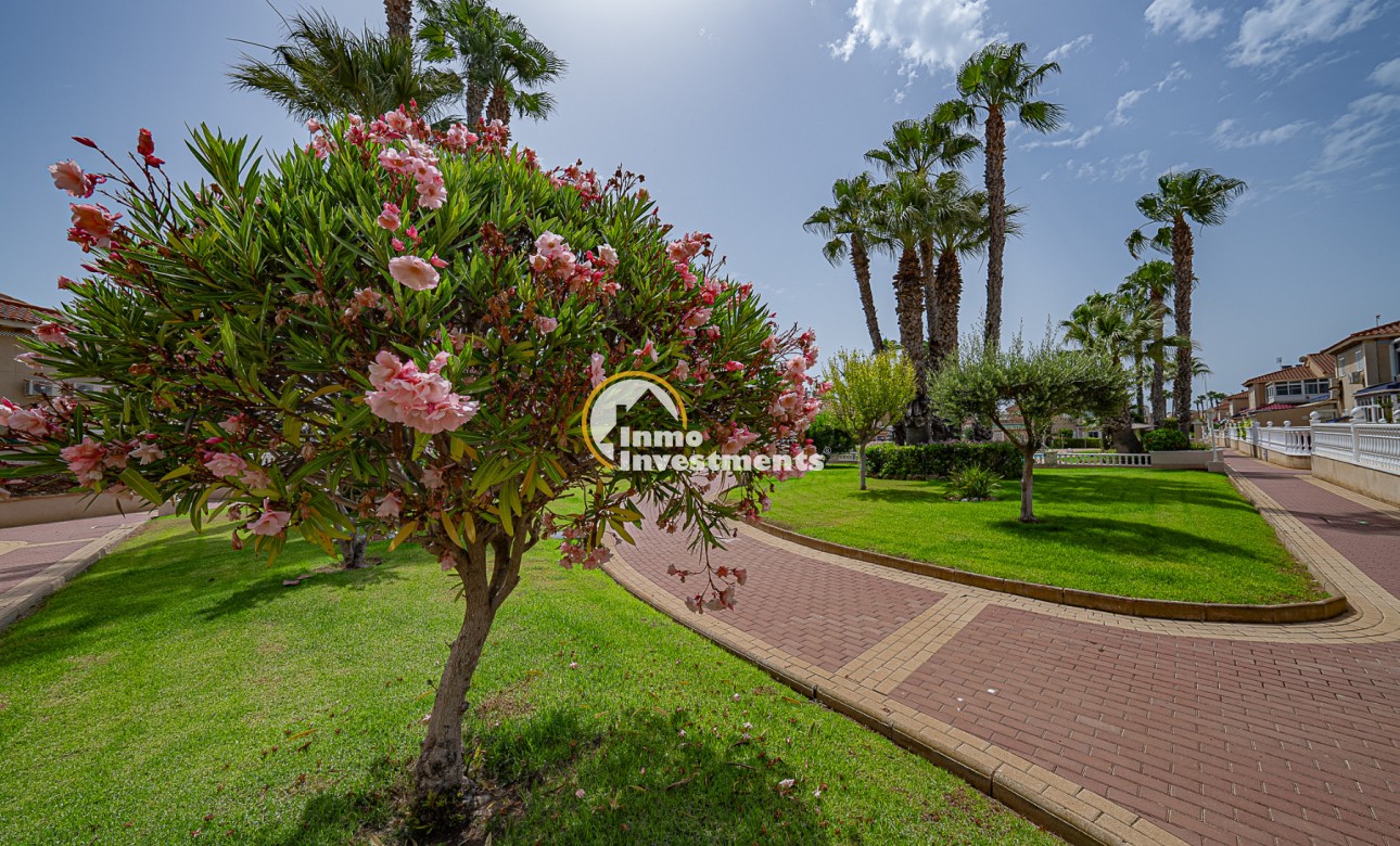 Resale - Apartment - Playa Flamenca - Zenia Mar