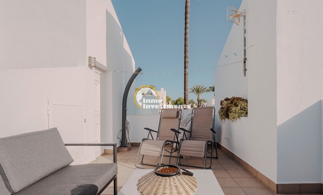 Gebrauchtimmobilien - Reihenhaus - Villamartin