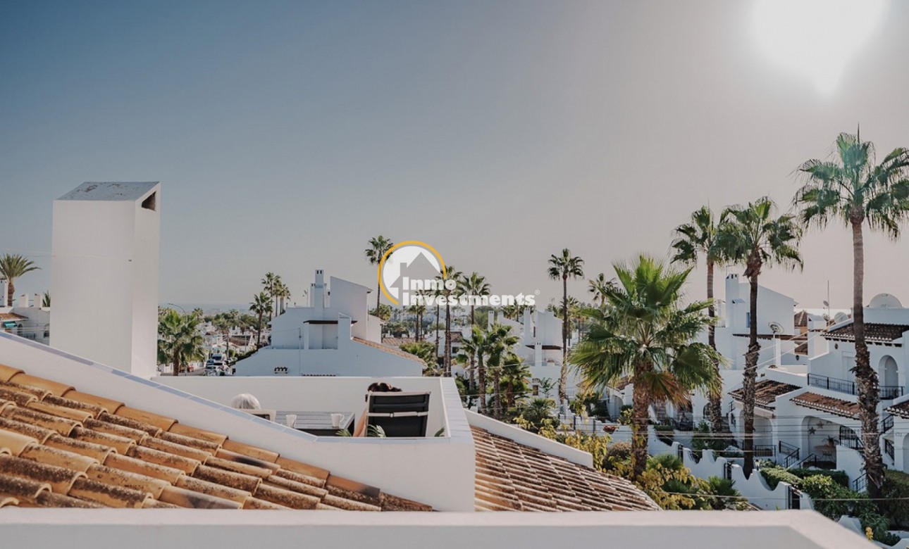 Gebrauchtimmobilien - Reihenhaus - Villamartin