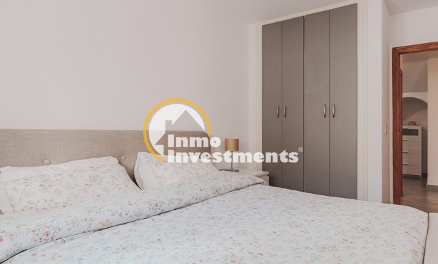 Gebrauchtimmobilien - Reihenhaus - Villamartin