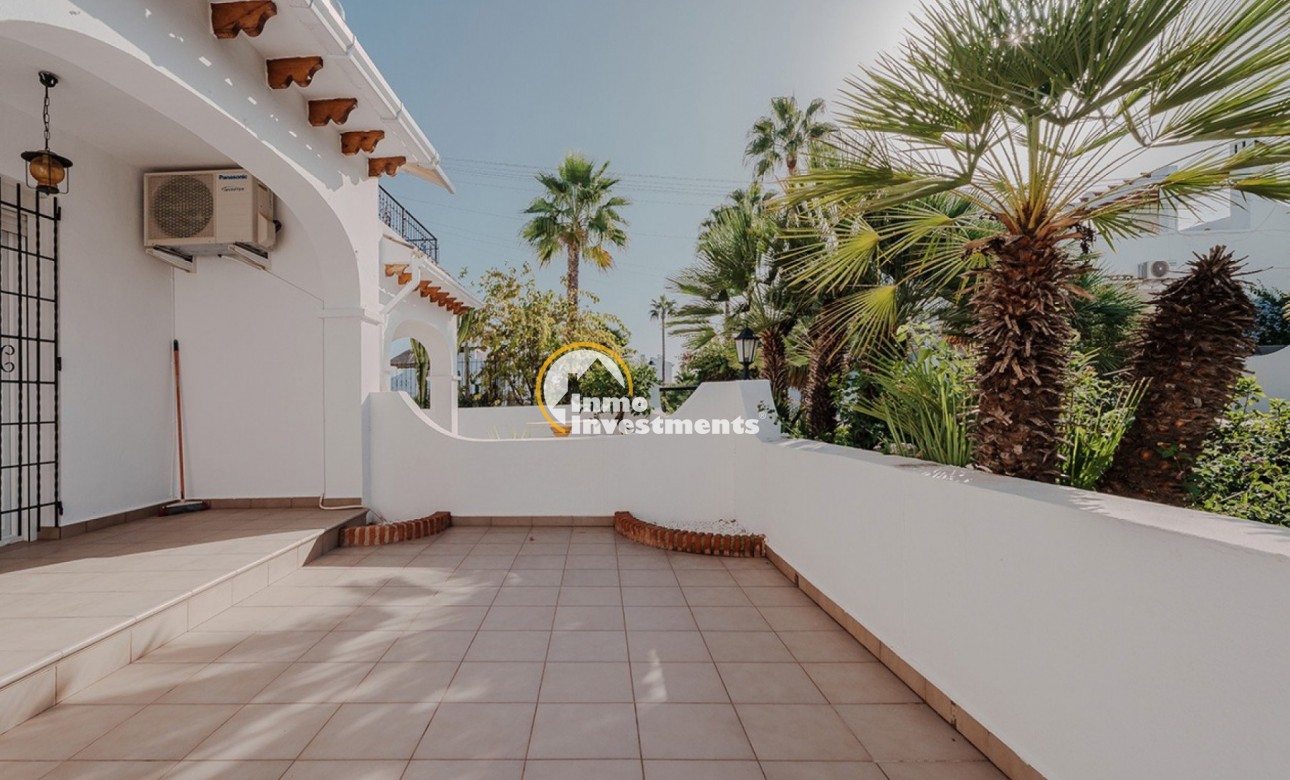 Gebrauchtimmobilien - Reihenhaus - Villamartin