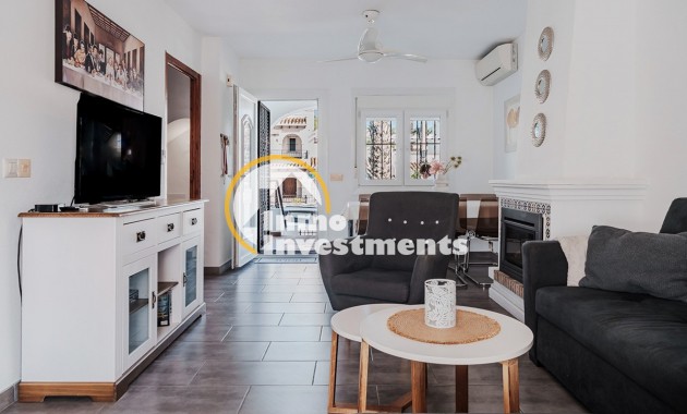 Gebrauchtimmobilien - Reihenhaus - Villamartin