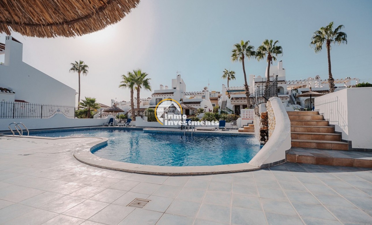 Gebrauchtimmobilien - Reihenhaus - Villamartin