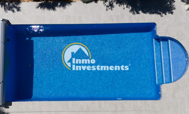 Resale - Villa - Torrevieja - La Siesta