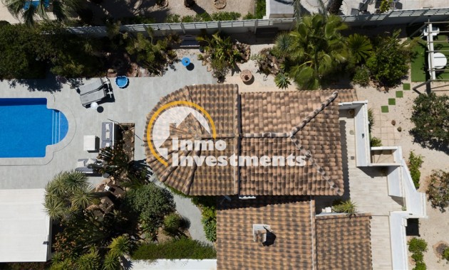 Resale - Villa - Torrevieja - La Siesta