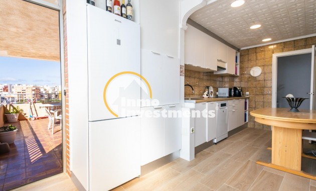 Resale - Apartment - Torrevieja - Playa del Acequion