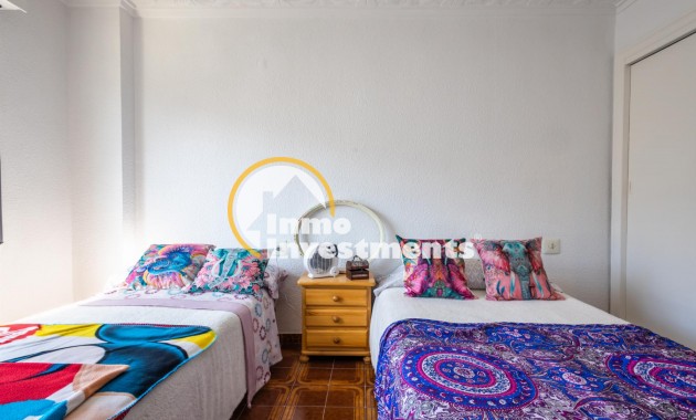 Resale - Apartment - Torrevieja - Playa del Acequion