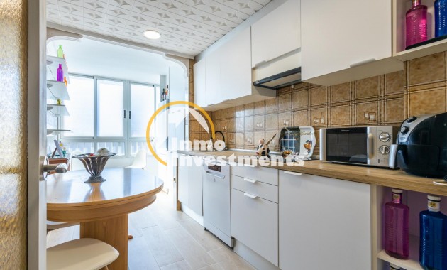 Resale - Apartment - Torrevieja - Playa del Acequion