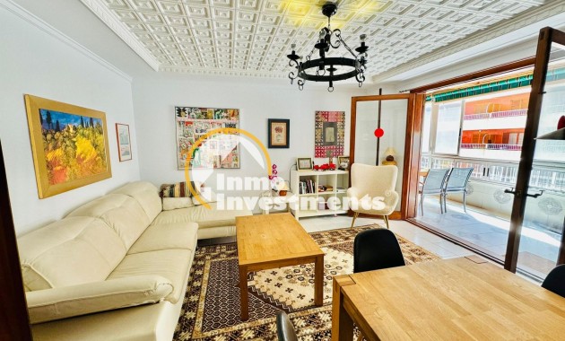 Resale - Apartment - Torrevieja - Playa del Acequion