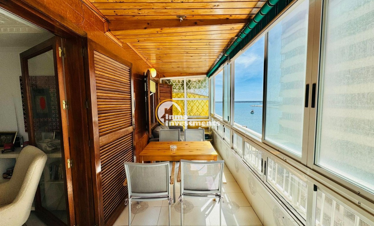 Resale - Apartment - Torrevieja - Playa del Acequion