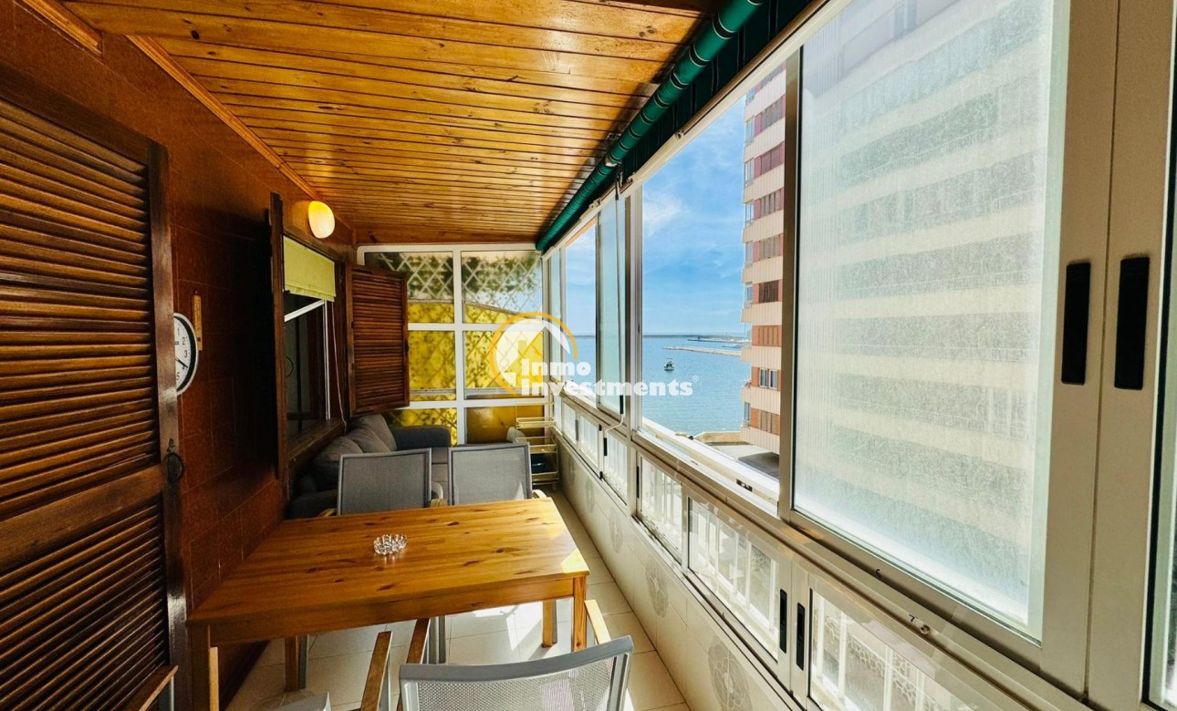 Resale - Apartment - Torrevieja - Playa del Acequion