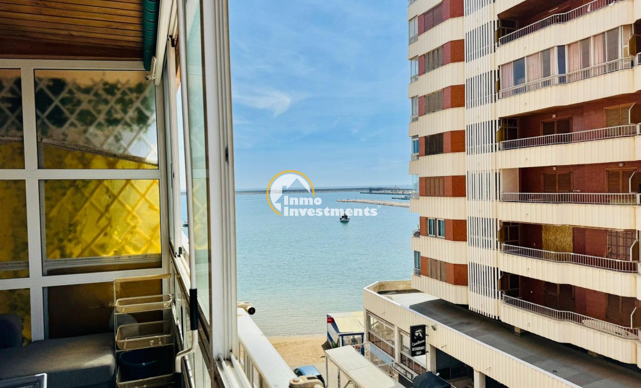 Resale - Apartment - Torrevieja - Playa del Acequion