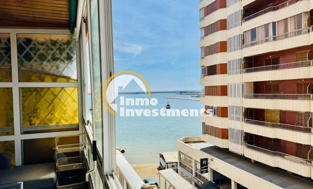 Resale - Apartment - Torrevieja - Playa del Acequion
