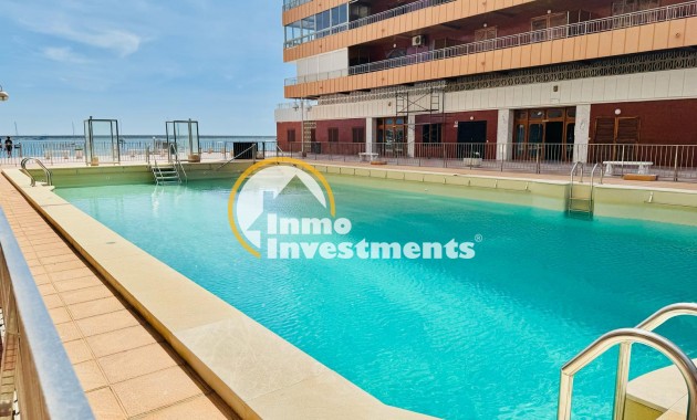 Resale - Apartment - Torrevieja - Playa del Acequion