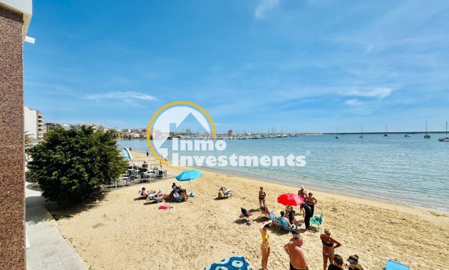 Resale - Apartment - Torrevieja - Playa del Acequion