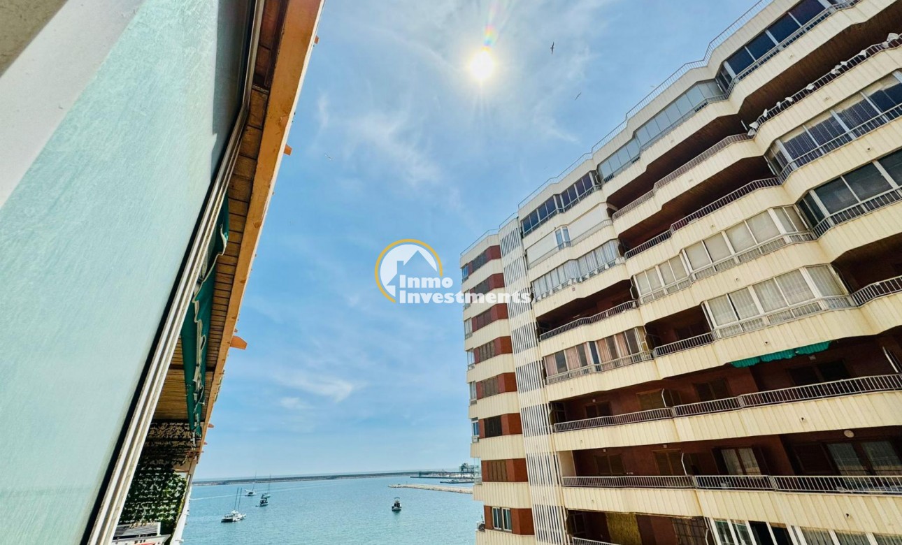 Resale - Apartment - Torrevieja - Playa del Acequion