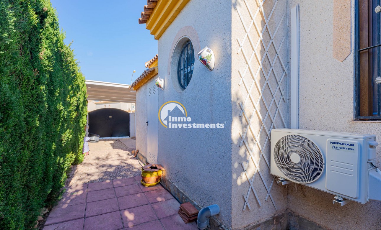 Resale - Quad House - Playa Flamenca - Iria