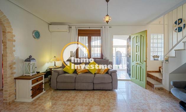 Resale - Quad House - Playa Flamenca - Iria