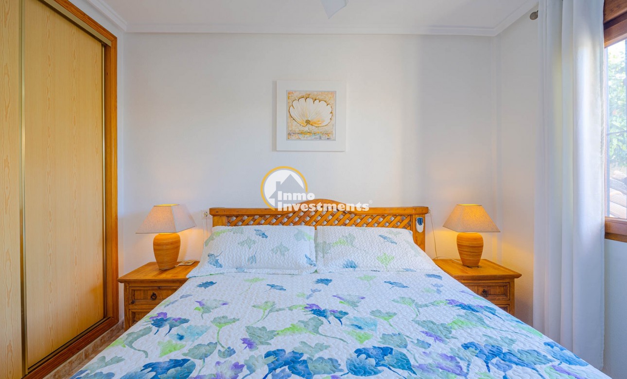 Resale - Quad House - Playa Flamenca - Iria