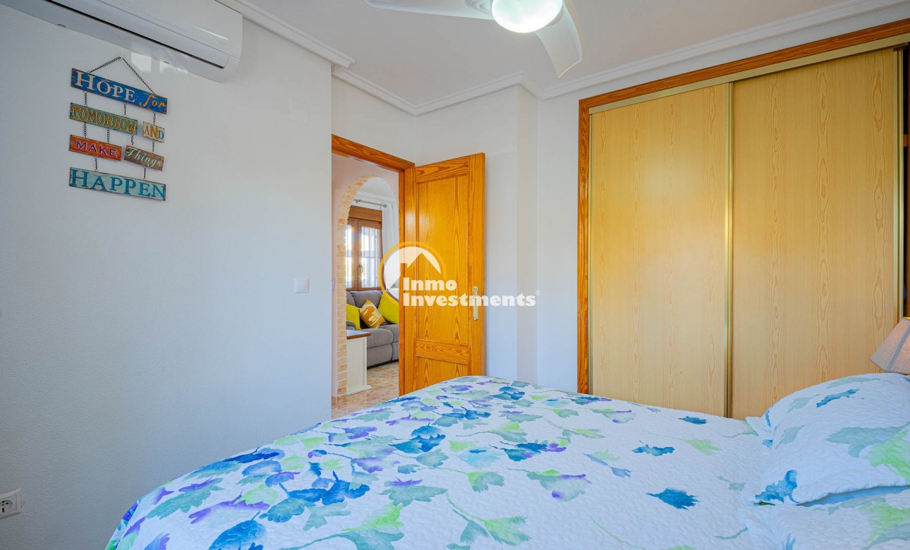 Resale - Quad House - Playa Flamenca - Iria
