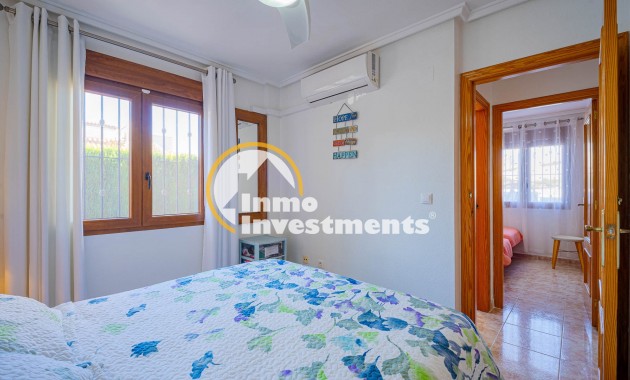 Resale - Quad House - Playa Flamenca - Iria