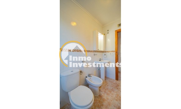 Resale - Quad House - Playa Flamenca - Iria