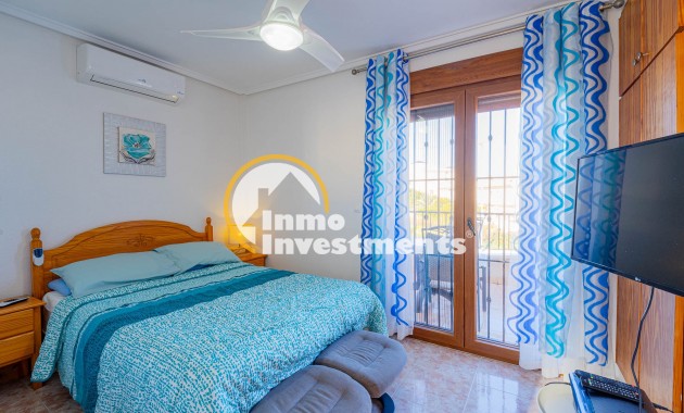 Resale - Quad House - Playa Flamenca - Iria