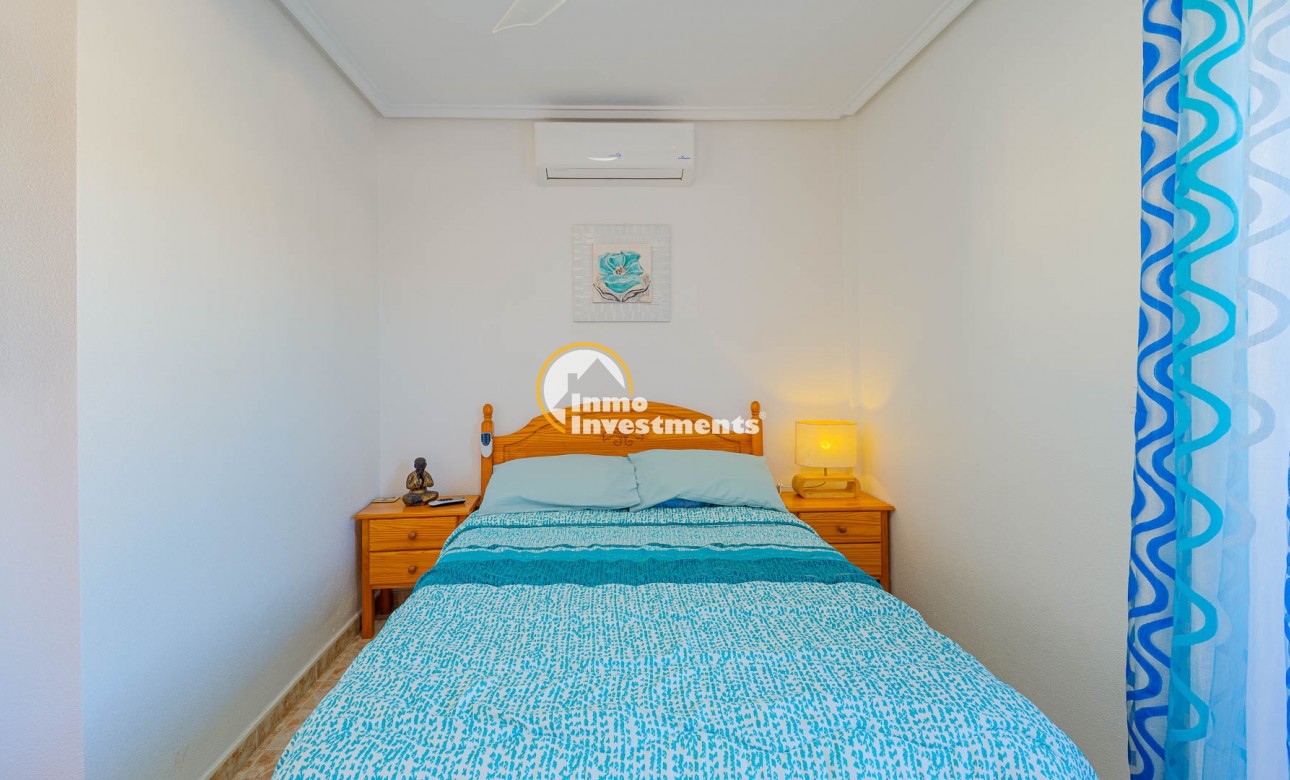 Resale - Quad House - Playa Flamenca - Iria