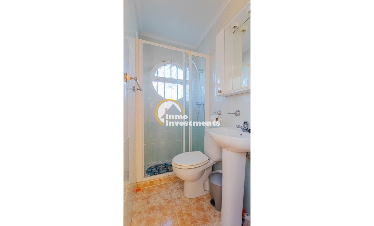 Resale - Quad House - Playa Flamenca - Iria