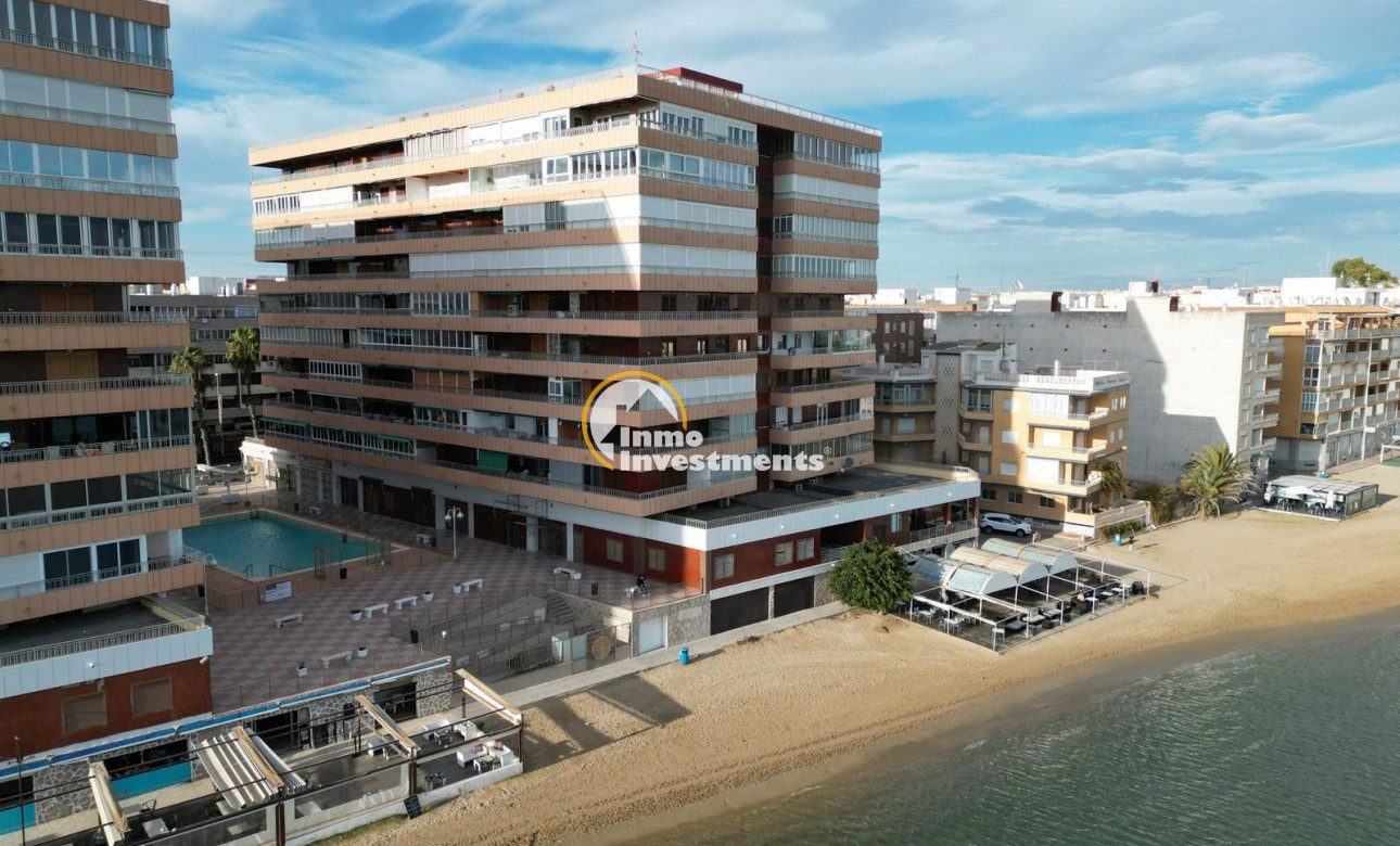 Resale - Apartment - Torrevieja - Beach