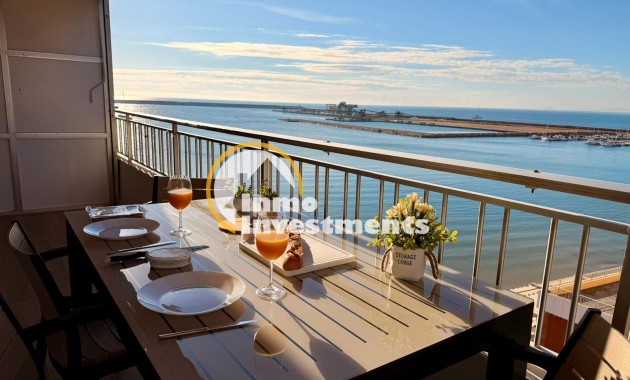Resale - Apartment - Torrevieja - Beach