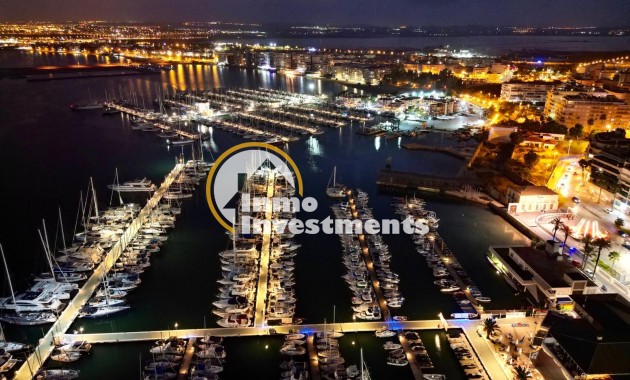 Resale - Apartment - Torrevieja - Beach