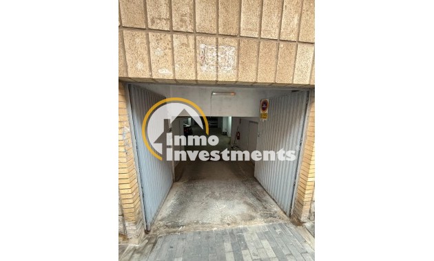Resale - Garage - Torrevieja - Playa del Cura