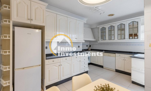 Resale - Apartment - Torrevieja - Beach