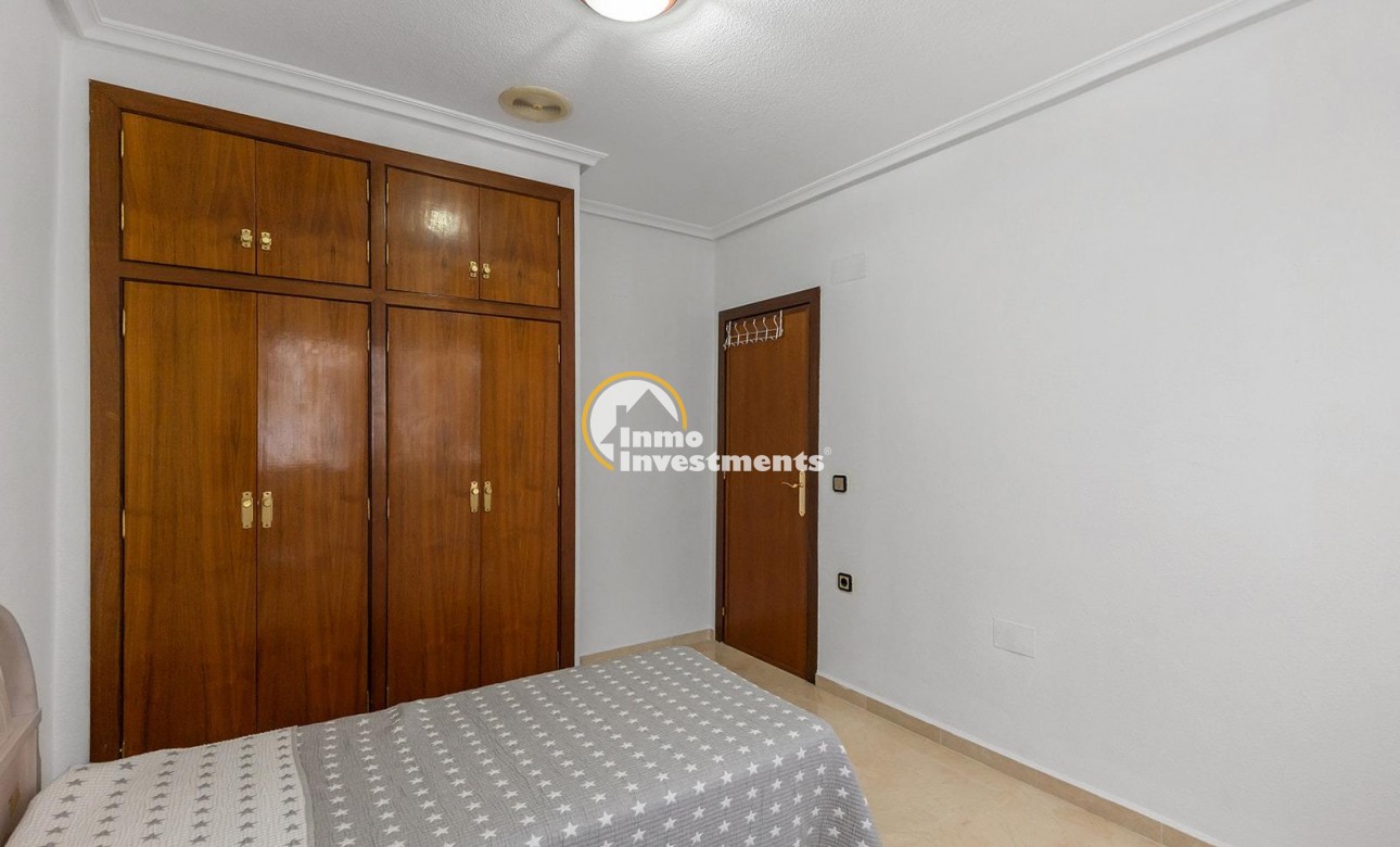 Resale - Apartment - Torrevieja - Beach