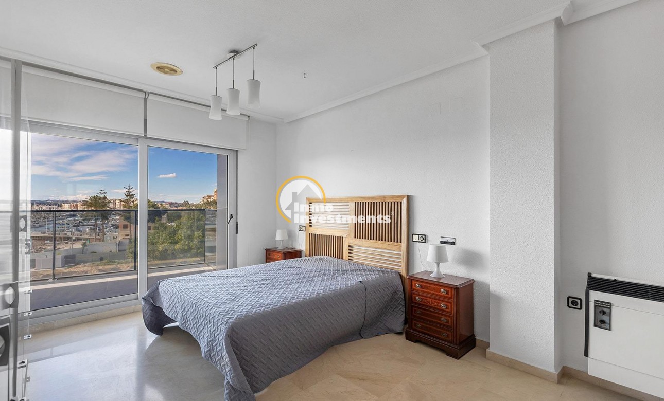 Resale - Apartment - Torrevieja - Beach