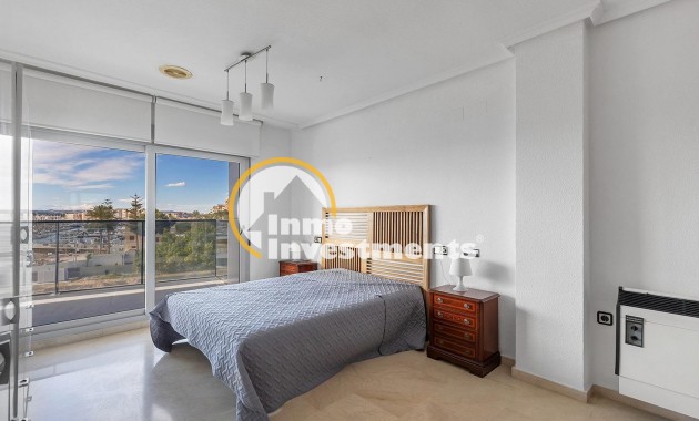 Resale - Apartment - Torrevieja - Beach