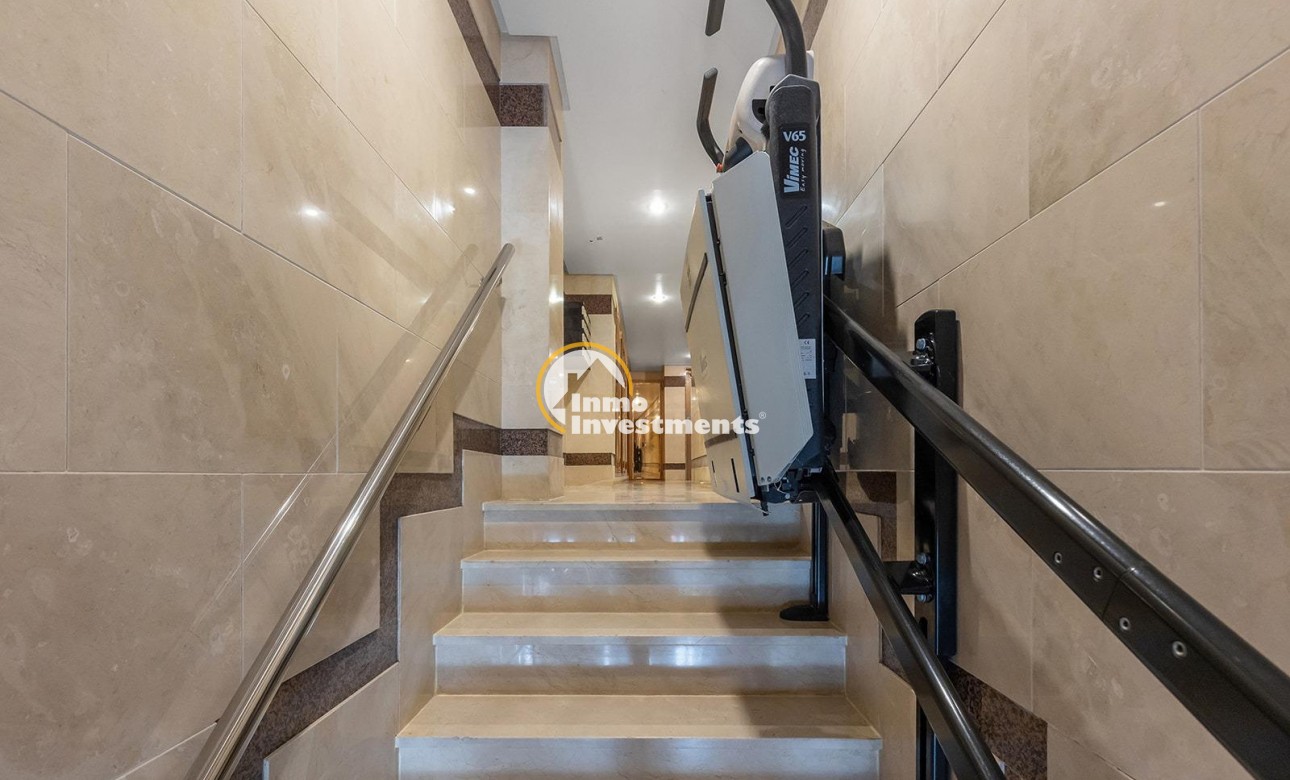 Resale - Apartment - Torrevieja - Beach