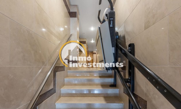 Resale - Apartment - Torrevieja - Beach