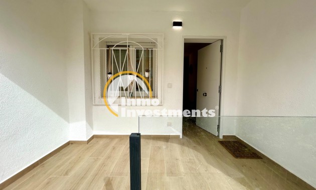 Resale - Apartment - Villamartin - Blue Hill