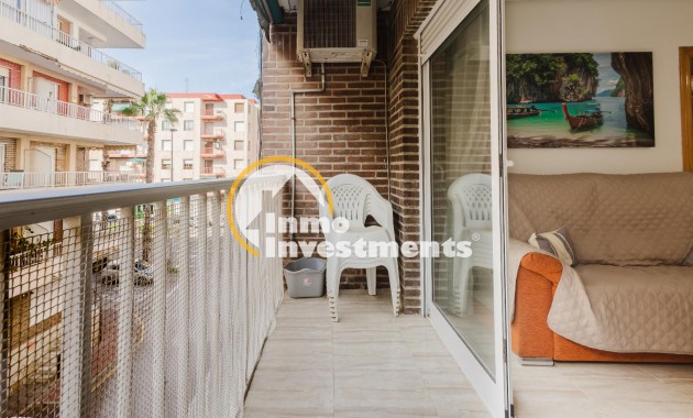 Resale - Apartment - Torrevieja - Playa del Acequion