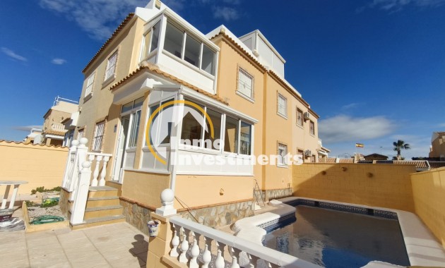 Resale - Town house - Ciudad Quesada