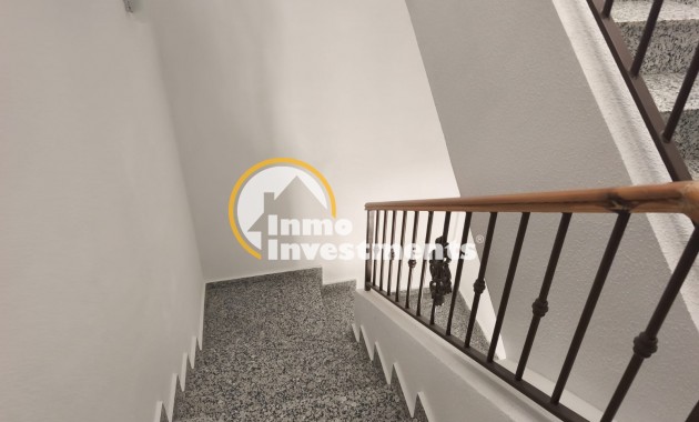 Resale - Town house - Ciudad Quesada