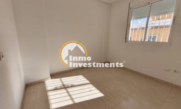 Resale - Town house - Ciudad Quesada
