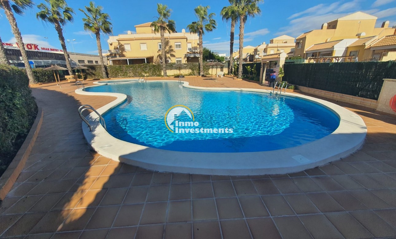 Resale - Town house - Ciudad Quesada