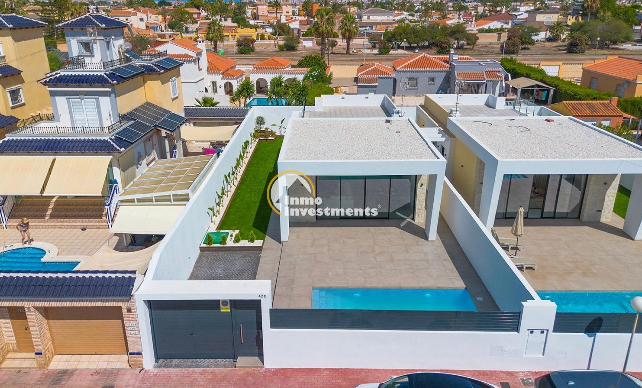 Resale - Villa - Torrevieja - Los Balcones - Los Altos del Edén