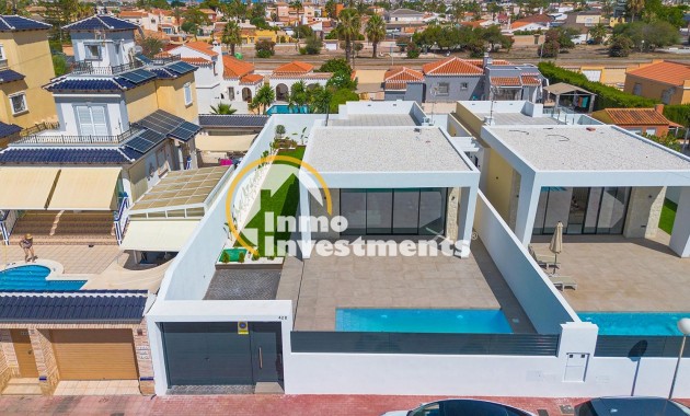 Resale - Villa - Torrevieja - Los Balcones - Los Altos del Edén